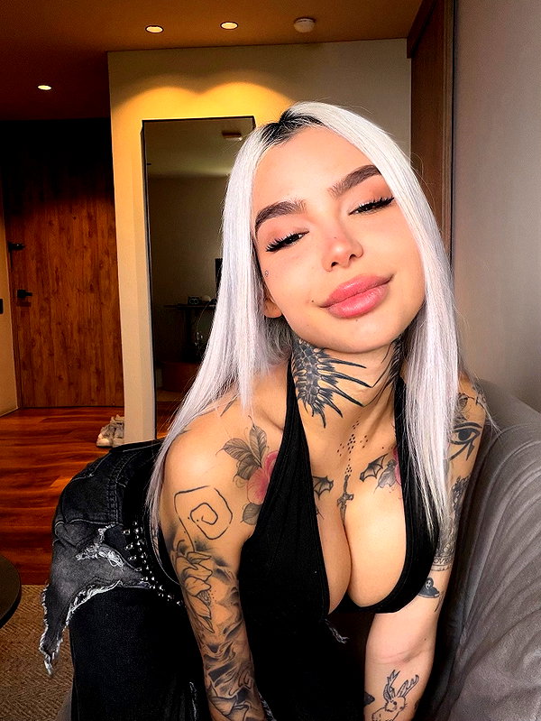 barbie_vampi instagram image archive image