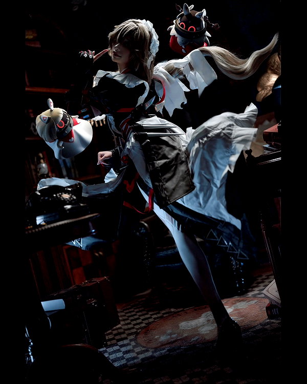 xier_cos instagram image archive image