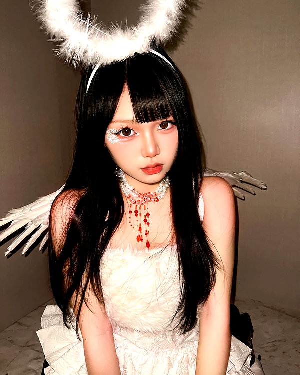 150_aiko instagram image archive image