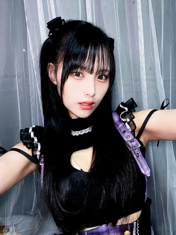 yamikumo_leisa instagram image archive image