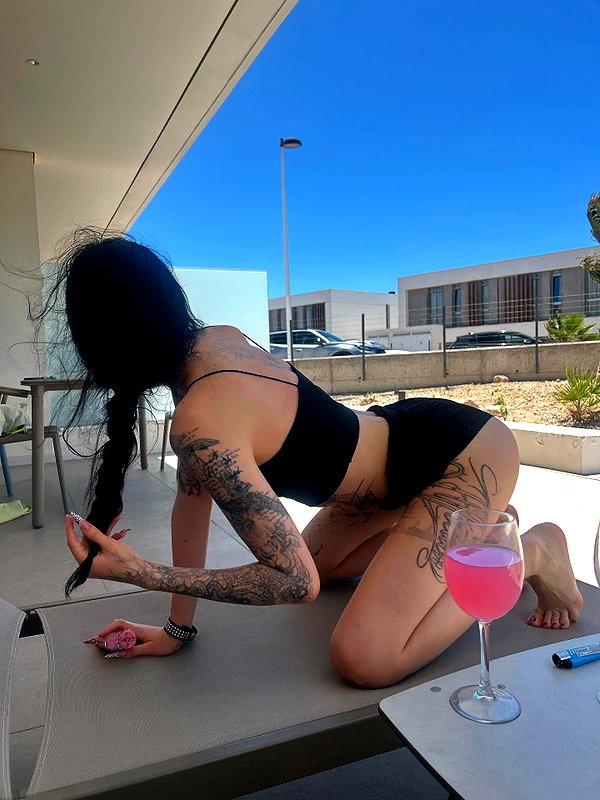 aleksaoaa instagram image archive image