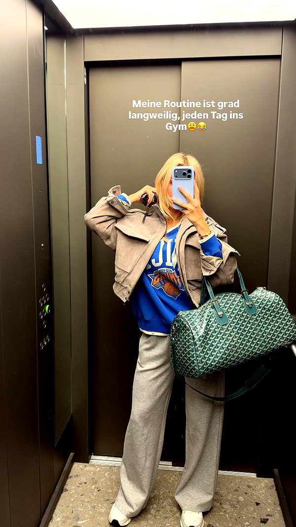 Archived image from @alexis.blond on Instagram