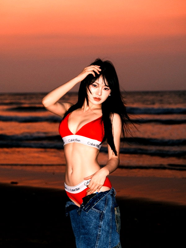 150_aiko instagram image archive image