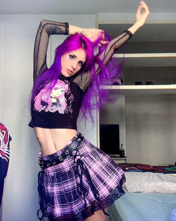 jadelaverne instagram image archive image