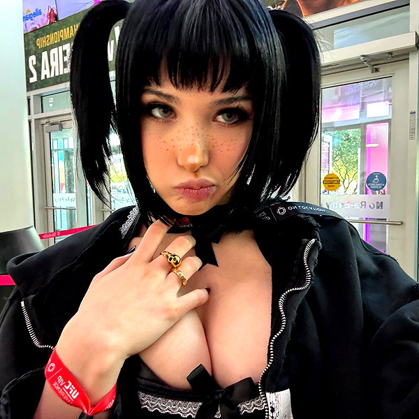 nicoleponyxo instagram image archive image
