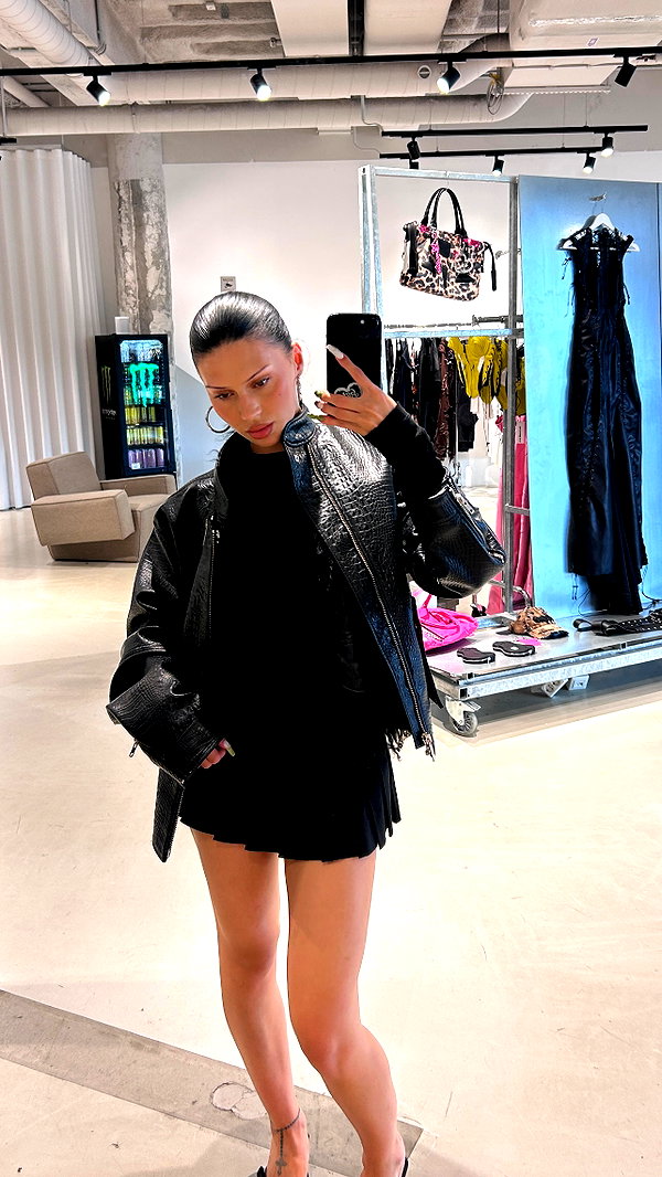 karolinaawasik archive image