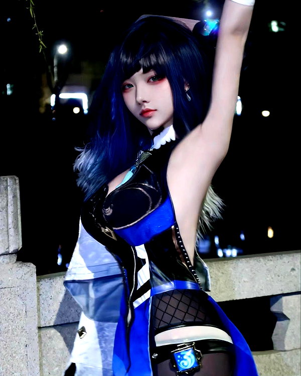 gallery_cosplayer instagram image archive image