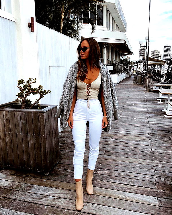 olivia.mathers instagram image archive image