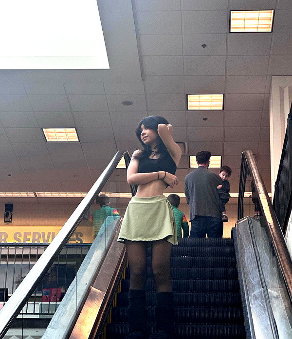 princessamelia_official instagram image archive image
