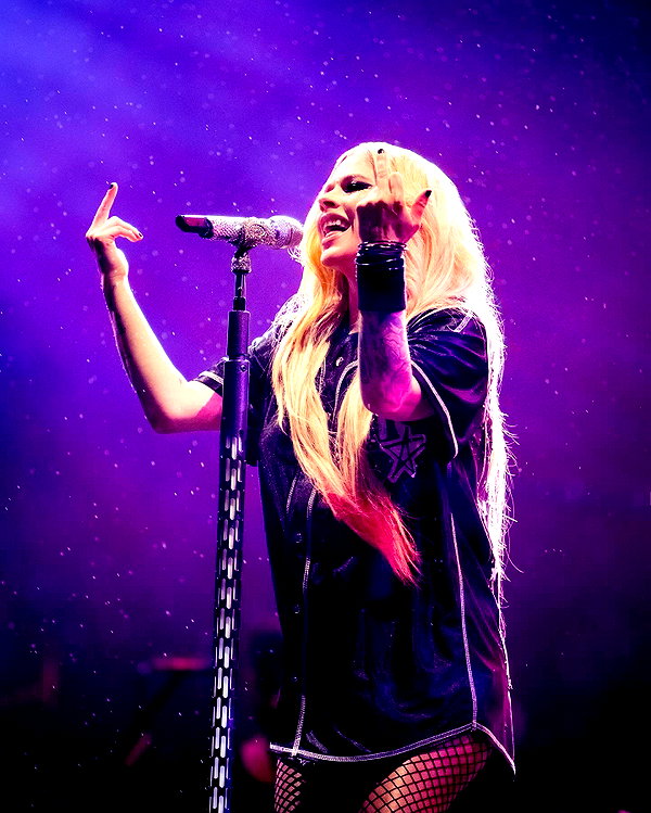 avrillavigne instagram image archive image