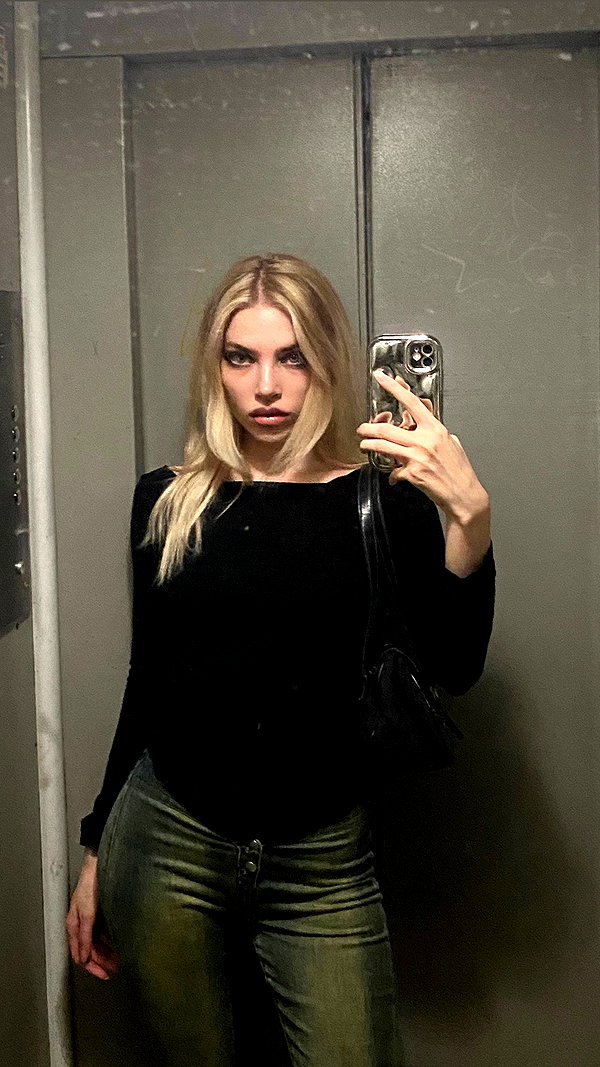 alien.hanna instagram image archive image