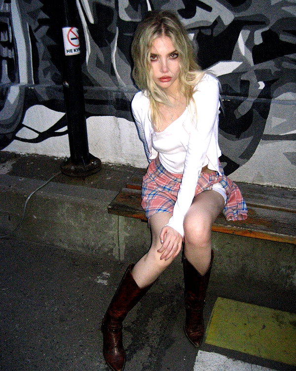 anya4everr instagram image archive image