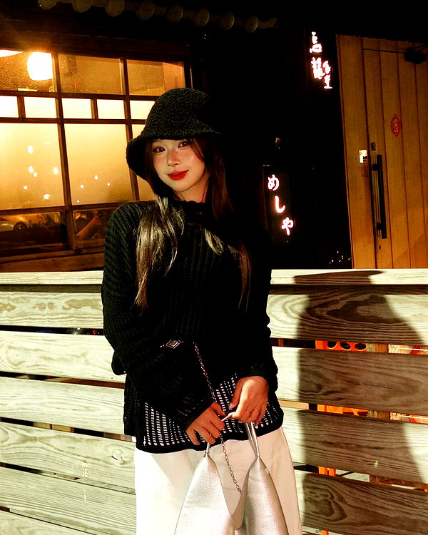 e.shao_417 instagram image archive image