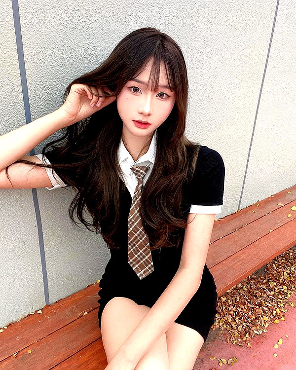lai_931201 instagram image archive image