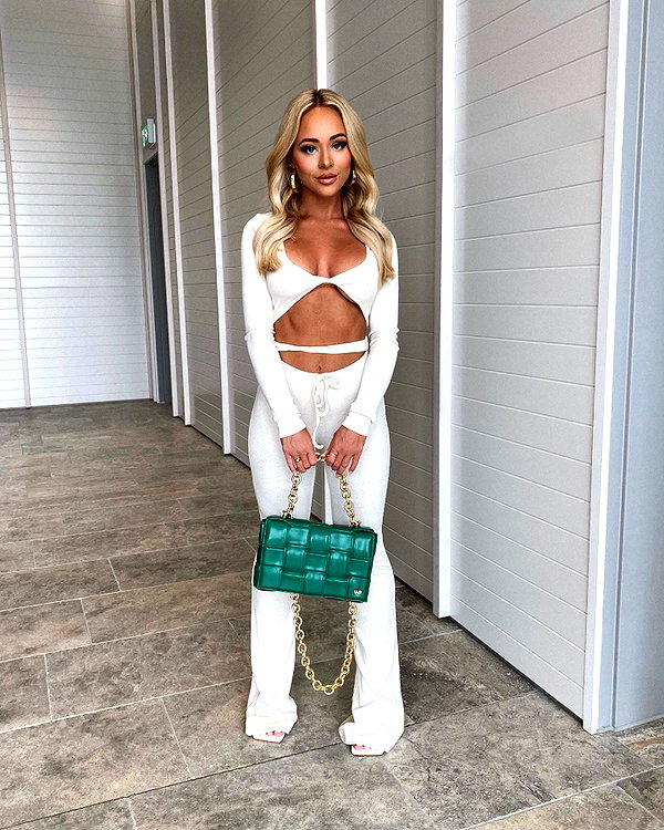 allieauton instagram image archive image