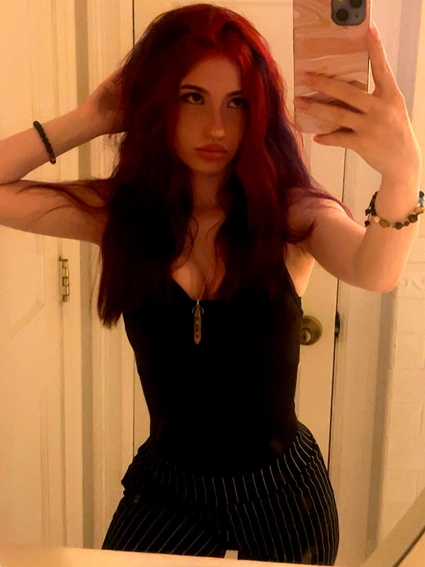 viviiieli instagram image archive image