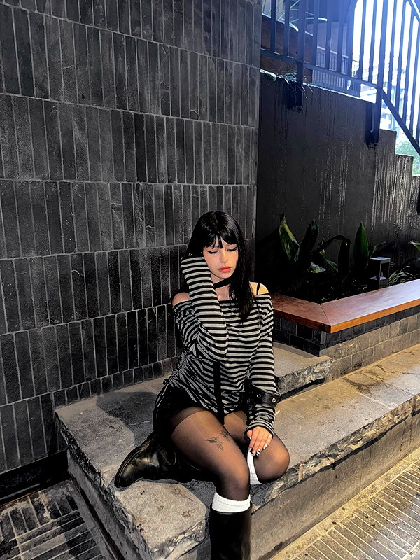 connie.01j instagram image archive image