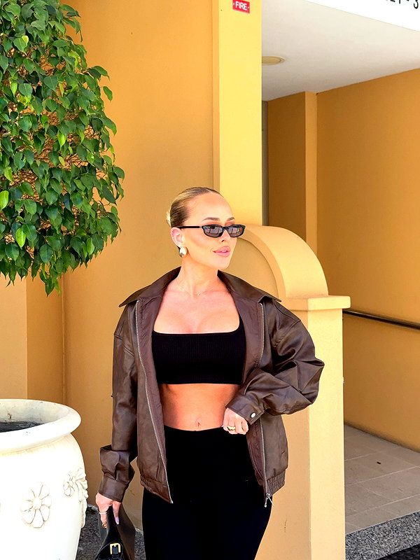 allieauton instagram image archive image