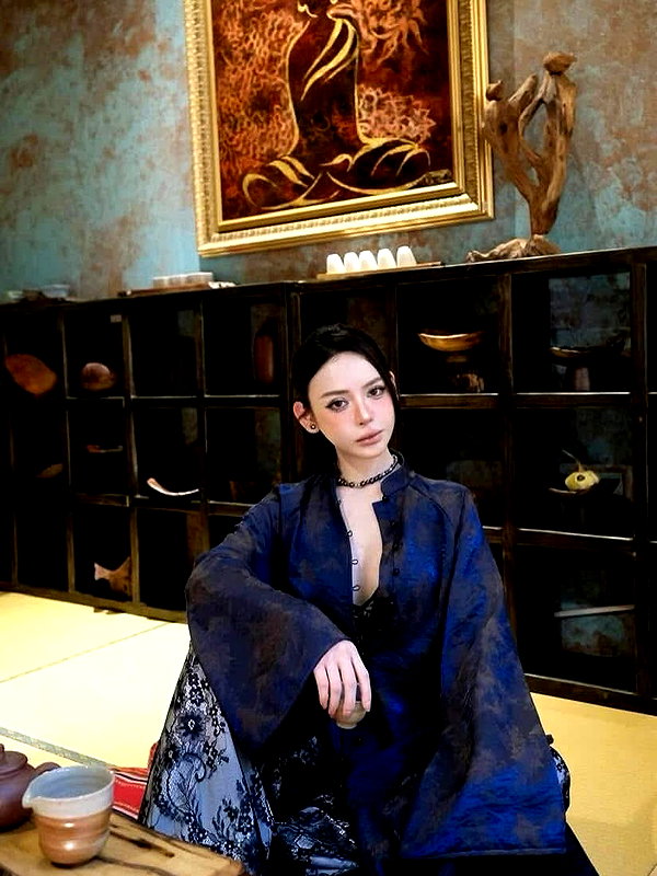 lyhythuedoxinh instagram image archive image