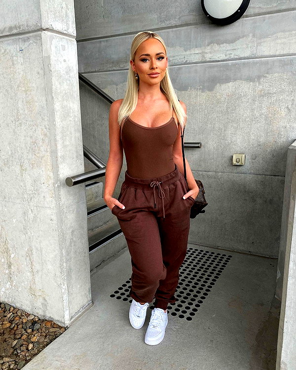 allieauton instagram image archive image