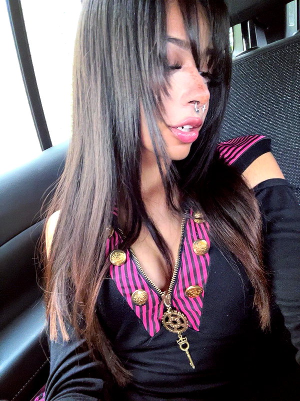 twodollie instagram image archive image