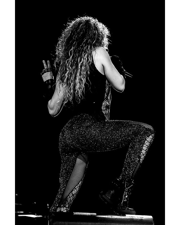 shakira instagram image archive image