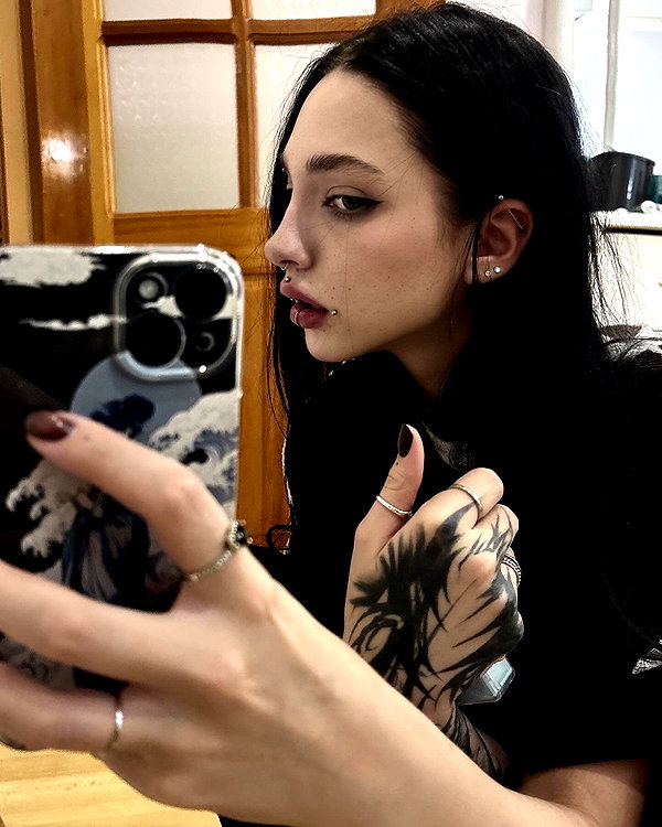 kriskaik instagram image archive image