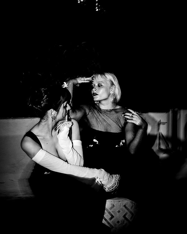 roni_roth instagram image archive image