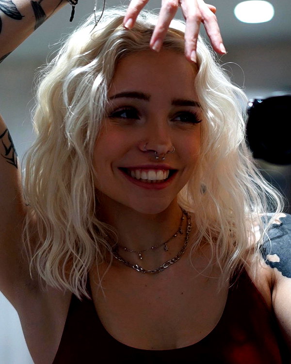 peachtoot.plz instagram image archive image