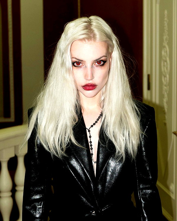 alien.hanna instagram image archive image