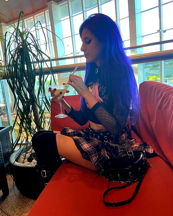 jadelaverne instagram image archive image