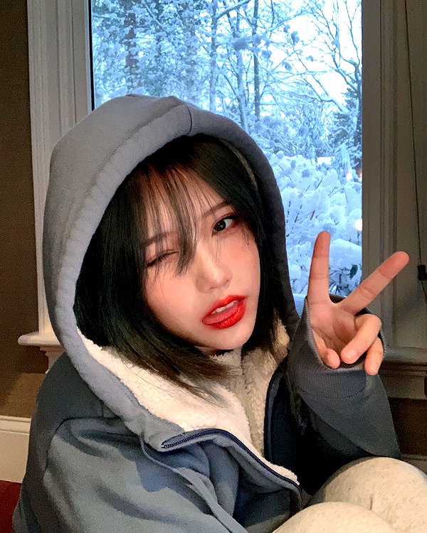 rakukoo instagram image archive image