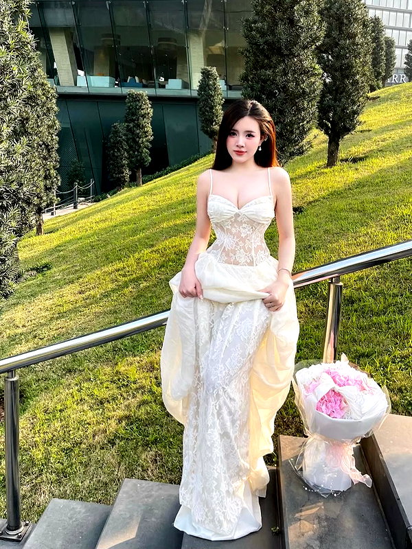 lyhythuedoxinh instagram image archive image