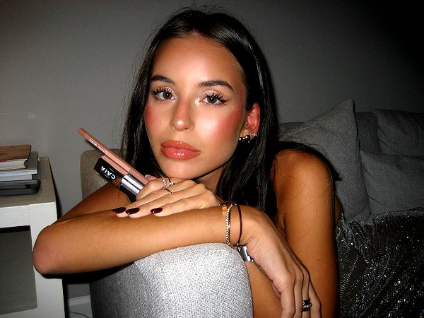 zoeliss instagram image archive image
