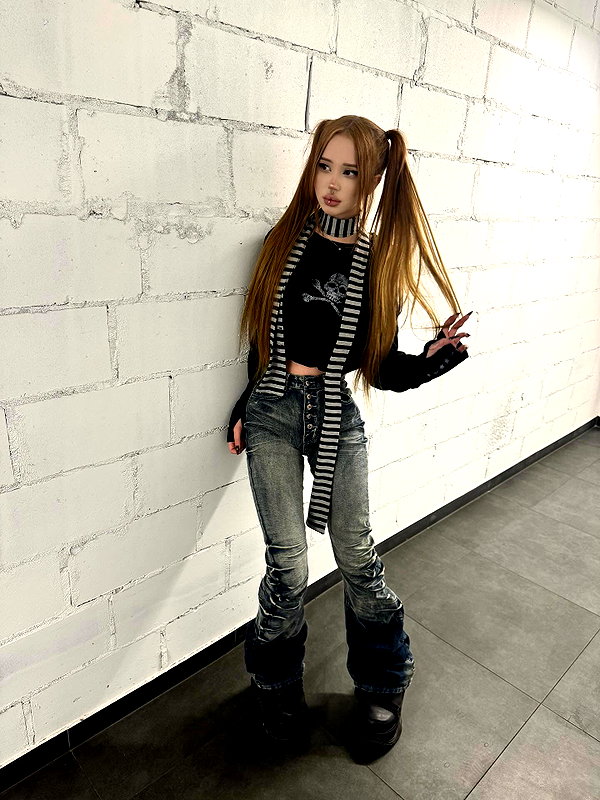 miss3evux instagram image archive image