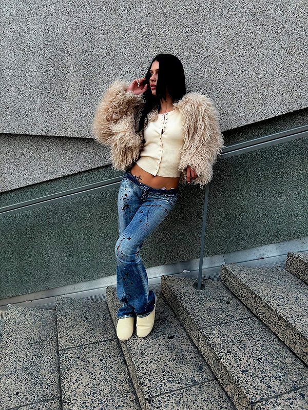 karolinaawasik instagram image archive image