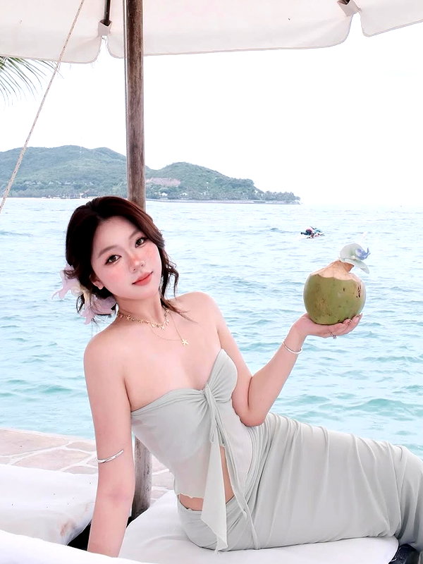 lyhythuedoxinh instagram image archive image