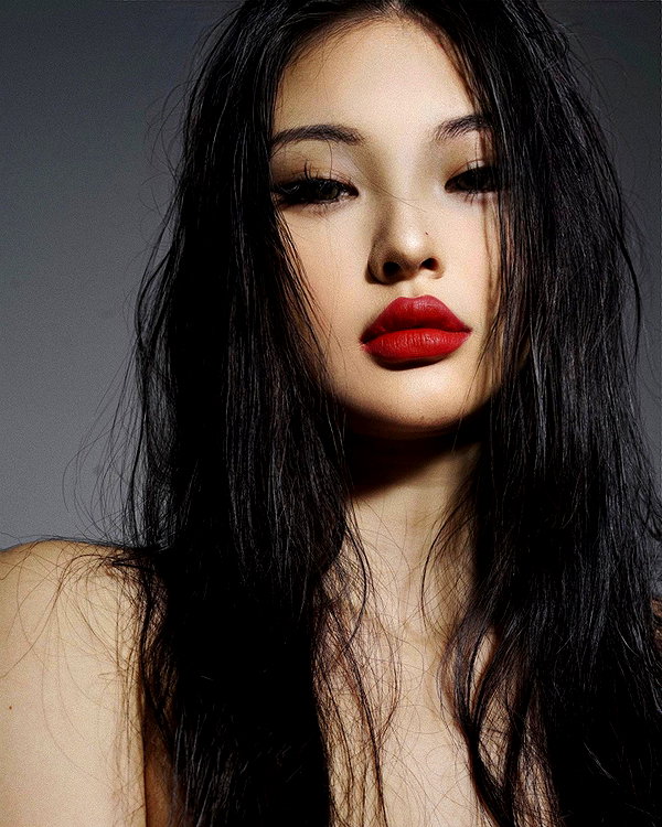 ll.lu1s instagram image archive image