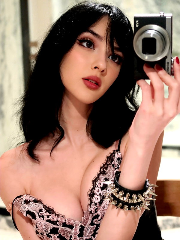 rachelchaleff instagram image archive image