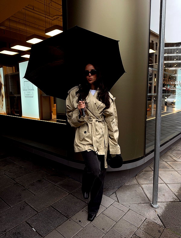 zoeliss instagram image archive image