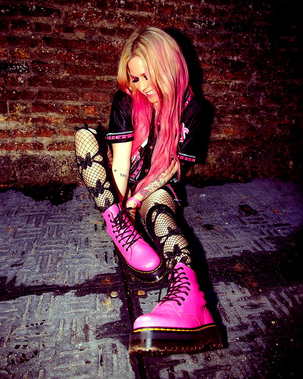avrillavigne instagram image archive image