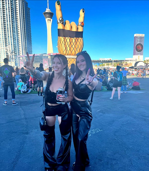 megann_eliizabeth instagram image archive image