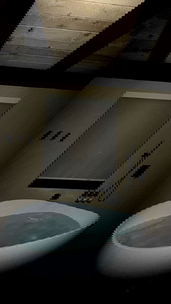 zommmbri zommmbri archive image