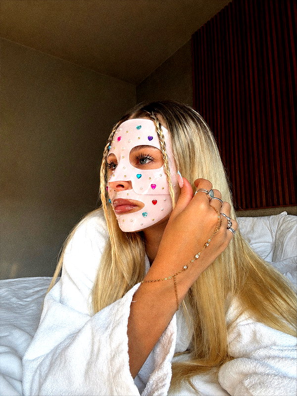 ella_netzer8 instagram image archive image