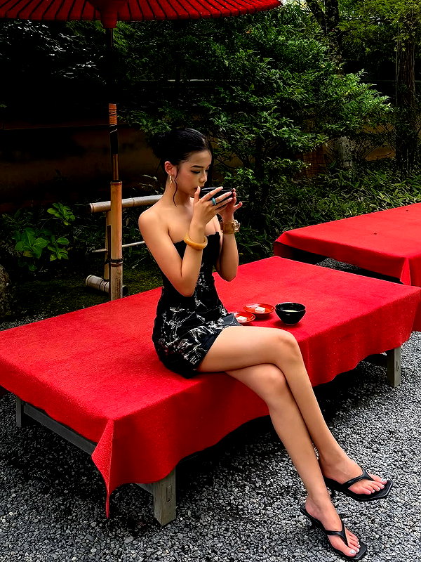lyhythuedoxinh instagram image archive image