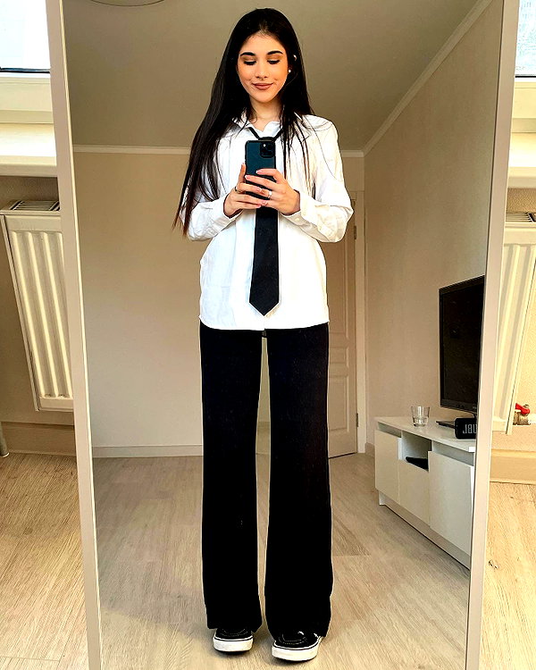 owlydiaa instagram image archive image
