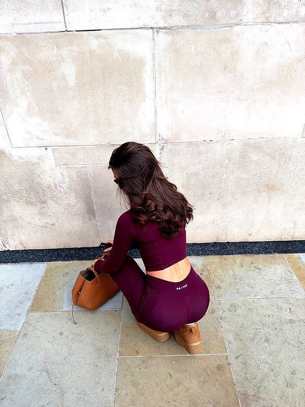 oliviaphillipps instagram image archive image