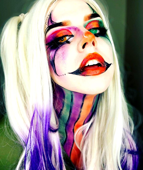 yeahimcaroline instagram image archive image