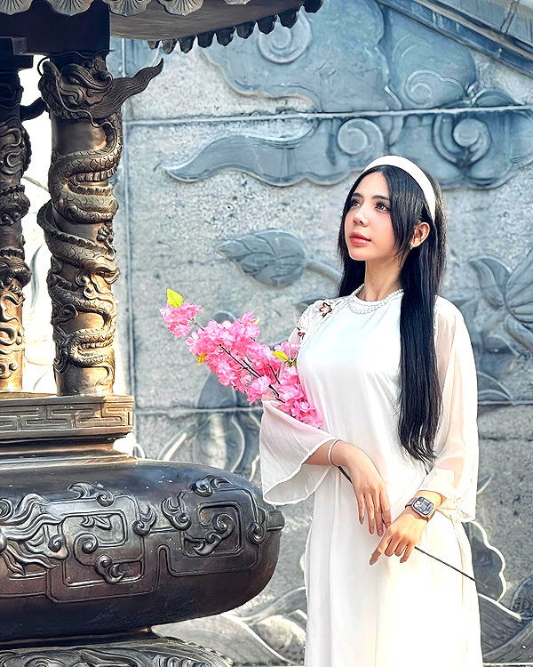 lyhythuedoxinh instagram image archive image