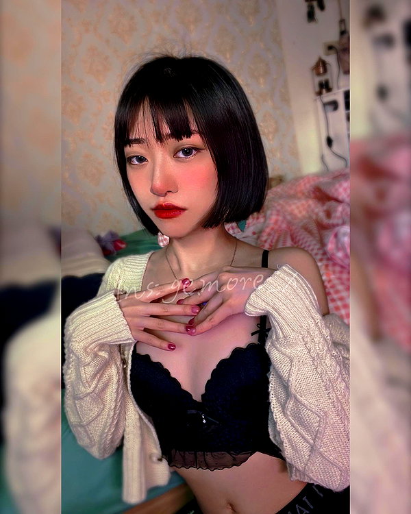 ge.more_x instagram image archive image